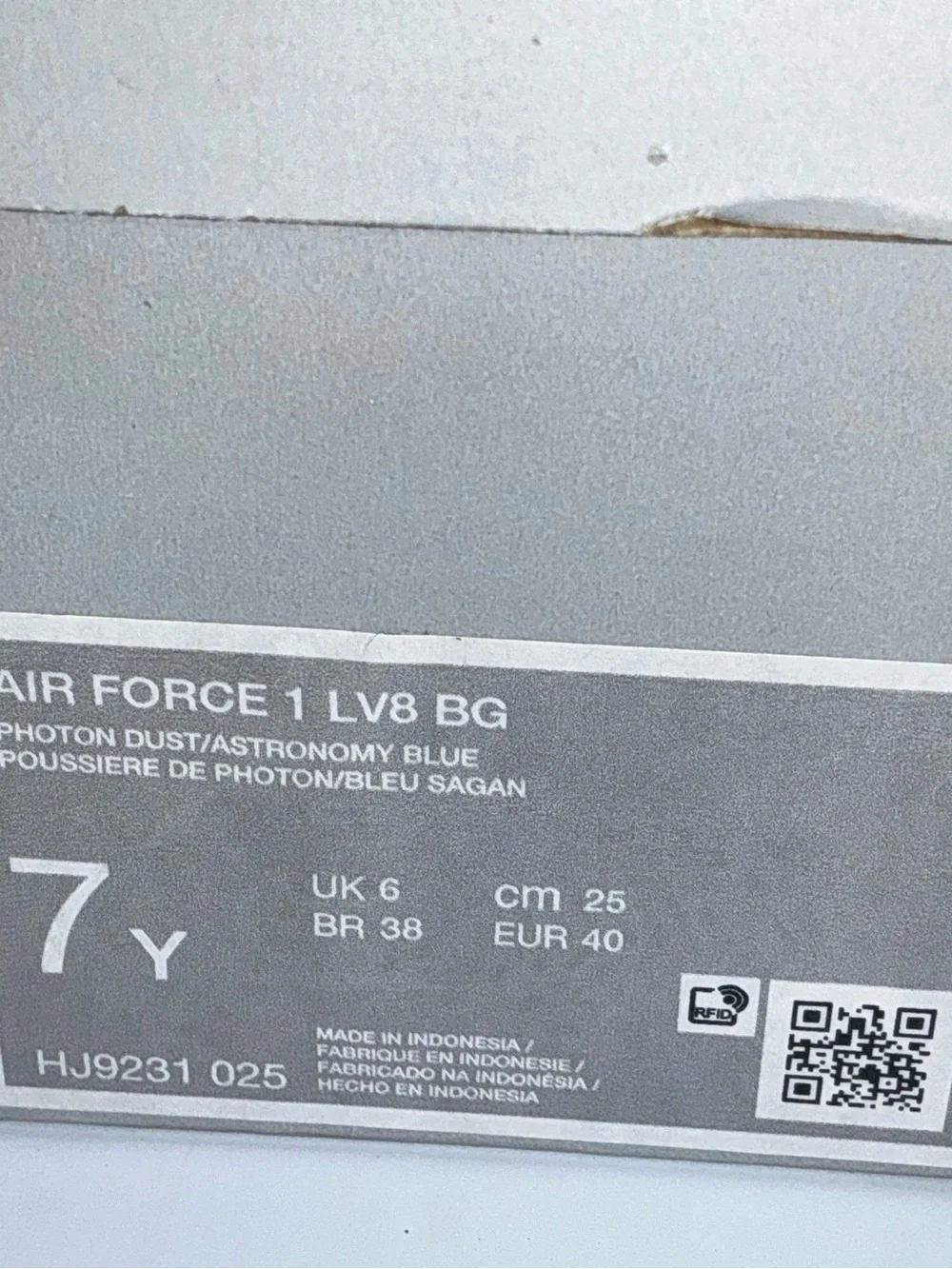 8.5W Nike Air Force 1 LV8 BG 